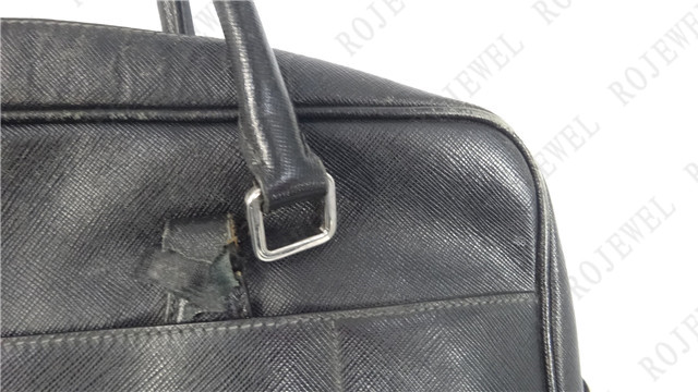 普拉達（Prada）包包更換耳舌前后對比