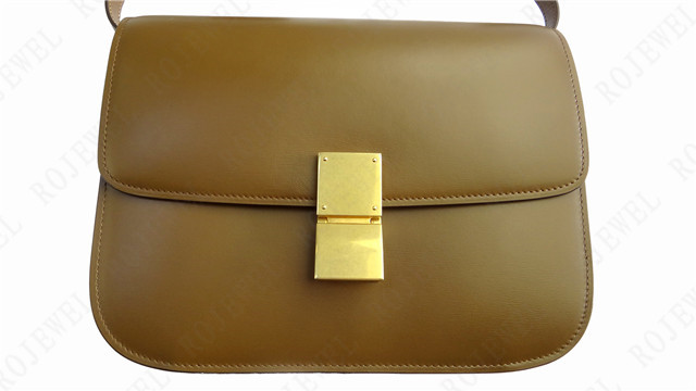 賽琳（Celine）包包劃痕補色修復前后對比