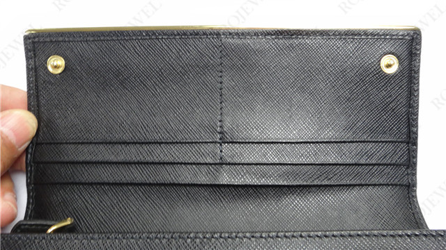 普拉達(dá)（Prada）錢包清潔保養(yǎng)整形前后對(duì)比